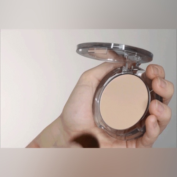 PUR 4-in-1 Pressed Mineral Makeup SPF 15 - Picture 6 of 10